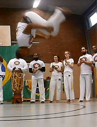 Capoeira Crew 8